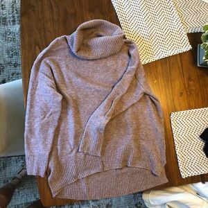 Old navy sweater